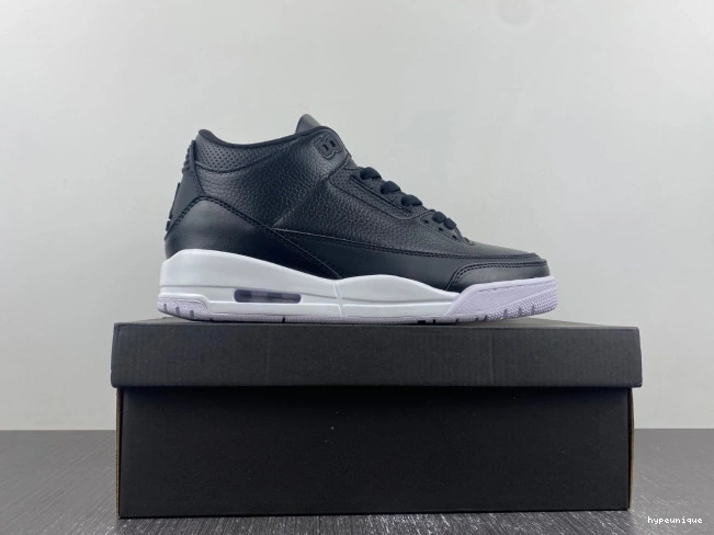 HYPE Retro Monday Jordan Cyber 136064-020 (2016) 3 0812